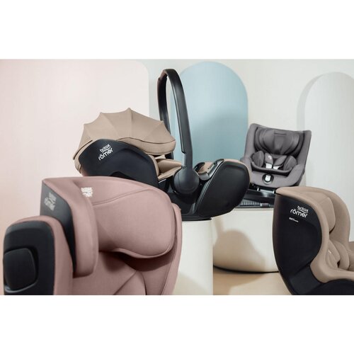 Britax Romer autosjedalica i-Size 61-105 cm Dualfix Pro M Lux warm caramel 2000040897 Slike