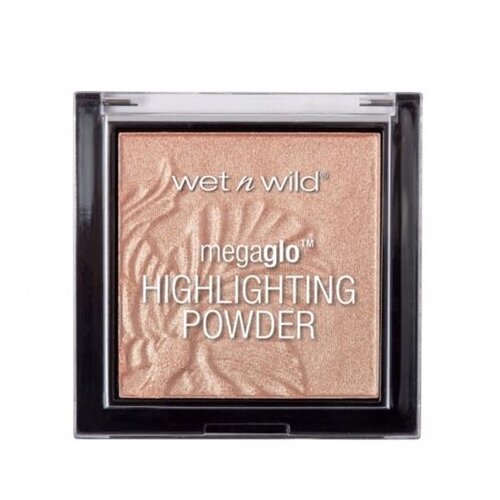 Wet N Wild hajlajter megaglo precious petals Cene