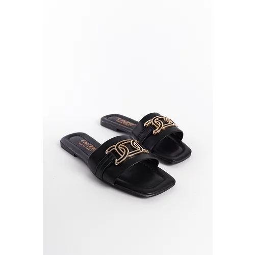 Capone Outfitters Olympic Buckle Women's Slippers