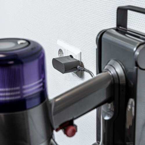 MIKRO Punjač za Dyson 969350-03, V10, V11, V12, V15 / 30.45V (PWR1034B) Slike