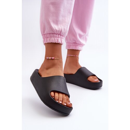 Kesi Women's Black Flip-Flops Airaplea Foam Platform Cene