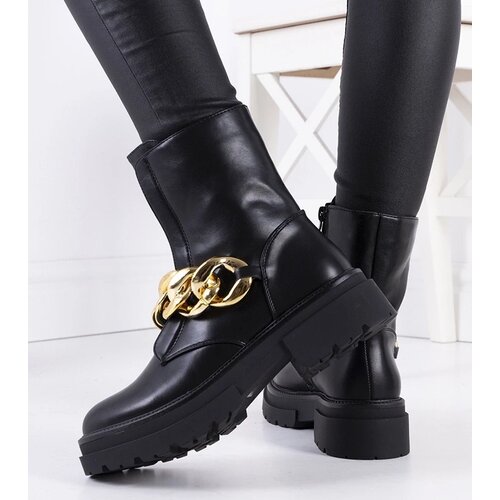 D/CEO Black patent leather insulated boots Campi Slike
