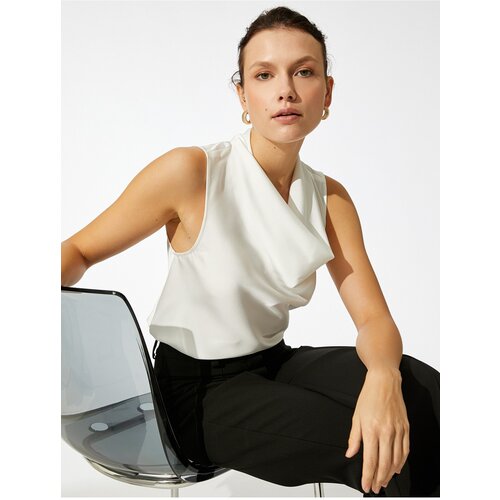 Koton Ayşegül Afacan X - Collar Collar Sleeveless Blouse Cene