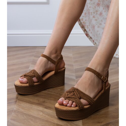 D/CEO Brown platform sandals with tie strap Zambera Cene