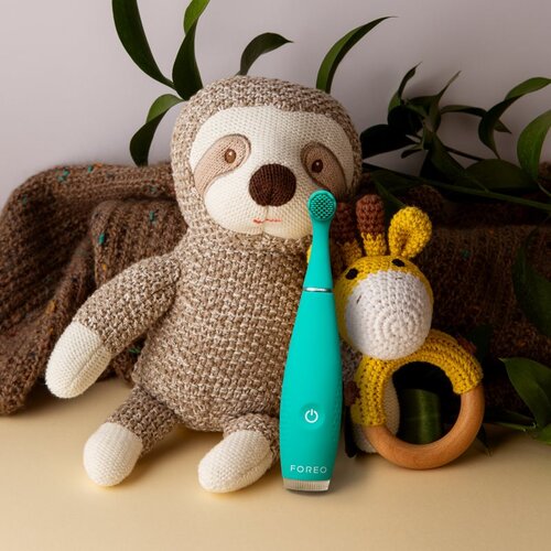 Foreo ISSA&amp;trade; 4 Baby električna zobna &amp;scaron;četka za otroke od rojstva do 3 let Kiwi Green 1 kos Slike