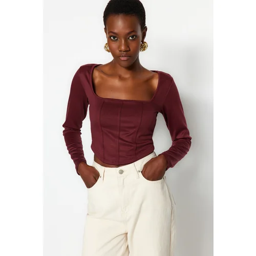 Trendyol Claret Red Pill Detailed Square Neck Fitted/Situated Crop Interlock Knit Blouse