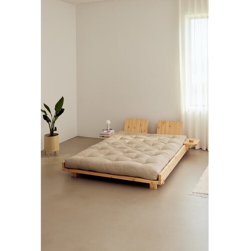 Karup Design Rjava zakonska postelja iz masivnega bora z letvenim dnom 160x200 cm Social &amp;ndash; Slike