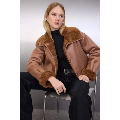 TRENDYOLMILLA ženska jakna Twoaw26Mo00073, kamel-smeđa Slike