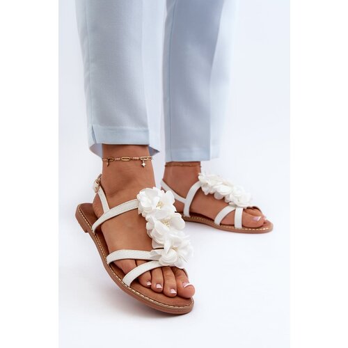 Kesi Women's flat sandals decorated with flowers, white Abidina Cene