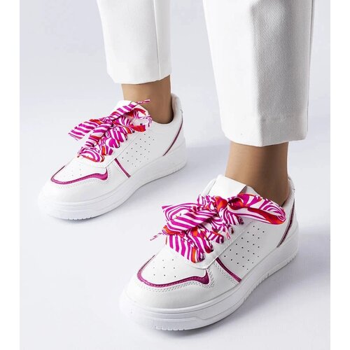 D/CEO White trainers Justar Cene