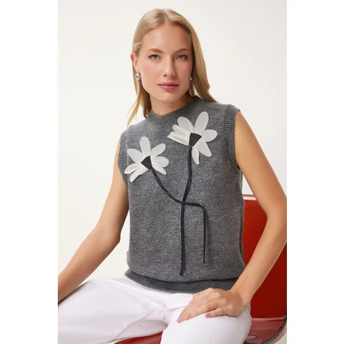 Happiness İstanbul Women's Anthracite Flower Detailed Knit Sweater