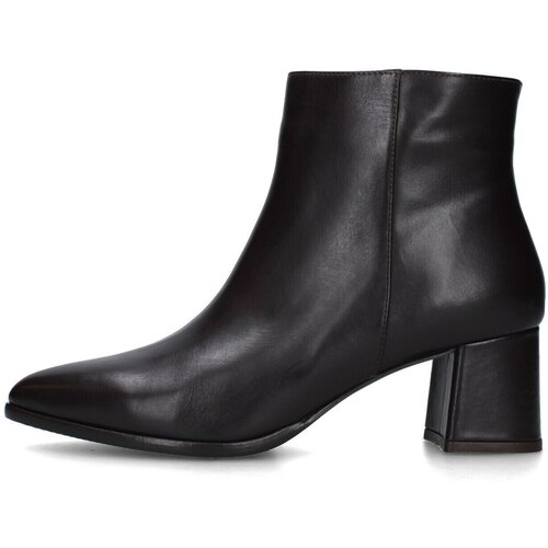 Anita Gležnjarji 605 Kostanjeva Cene