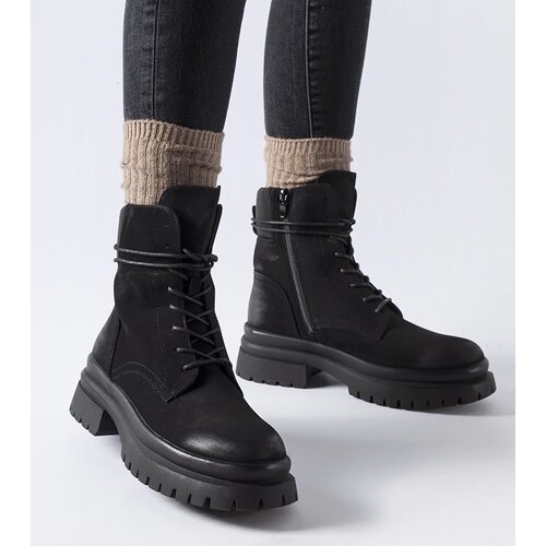 Gemre Black ankle boots with distressed toe Vadnais Cene