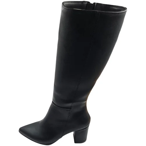 Trendyol Black Zippered Chunky Block Heel Women's Boots