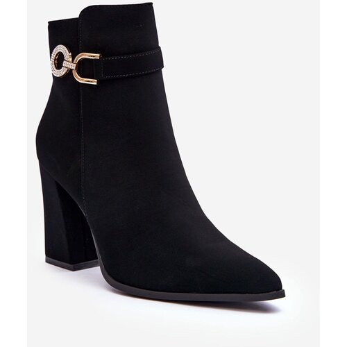 Kesi Leather shoes on the pole with black Lymall decoration Cene