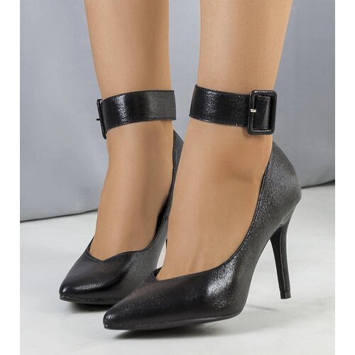Gemre Black metallic stilettos Janin Cene