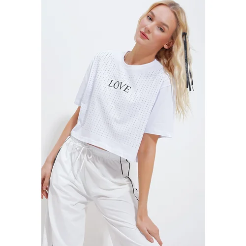 Trend Alaçatı Stili Women's White Crew Neck Love Printed Jewelled Crop T-Shirt