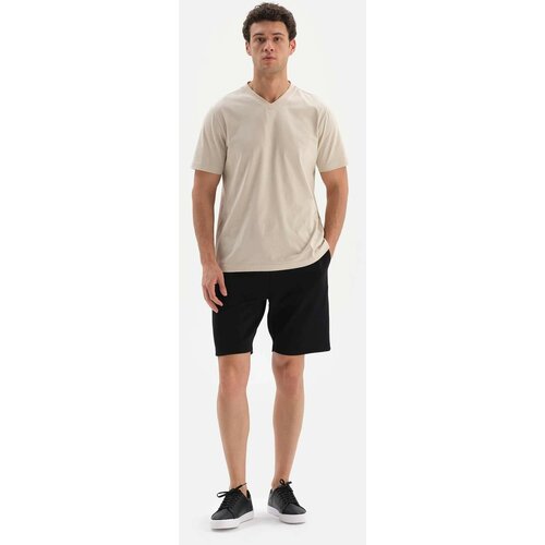 Dagi shorts - black - normal waist Slike