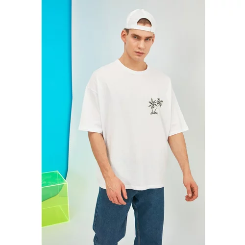 Trendyol White Men's Short Sleeve Printed Oversize Fit 100% Cotton T-Shirt