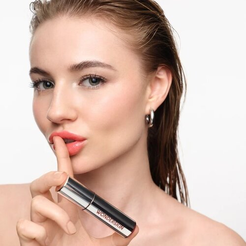 WONDERSKIN Lip Rehab Serum Oil olje za ustnice odtenek 3.57 ml Slike