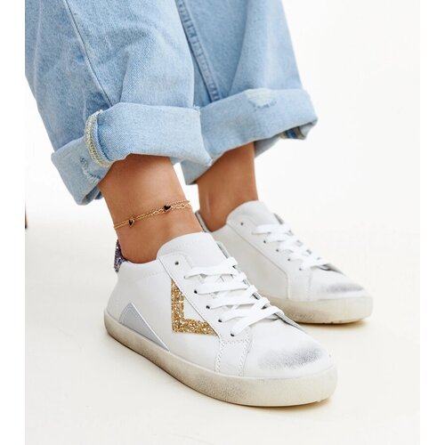 Gemre White sneakers with a "worn" effect Gombola Cijene