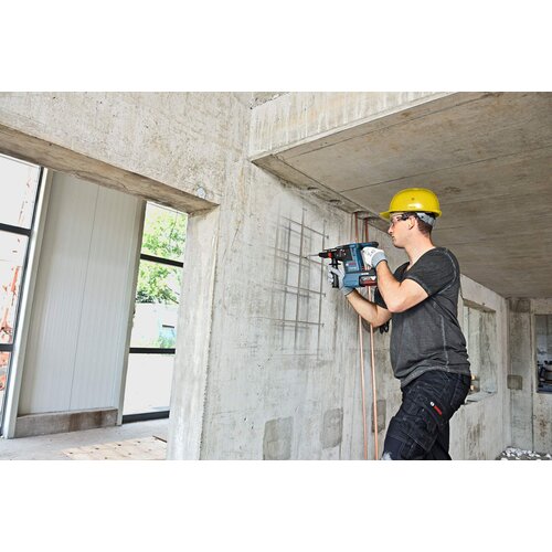 Bosch GBH 18V-26 F + GDE 18V-16 adapter za usisavanje; 2 x 5,5 Ah ProCORE u L-Boxx koferu (061191000G) Slike