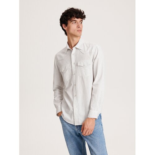 Reserved črtasta srajca regular fit - bela Cene