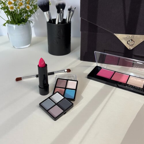 ZMILE COSMETICS Beauty Case Velvety Limited Grey set ličil 80,2 g za ženske Slike