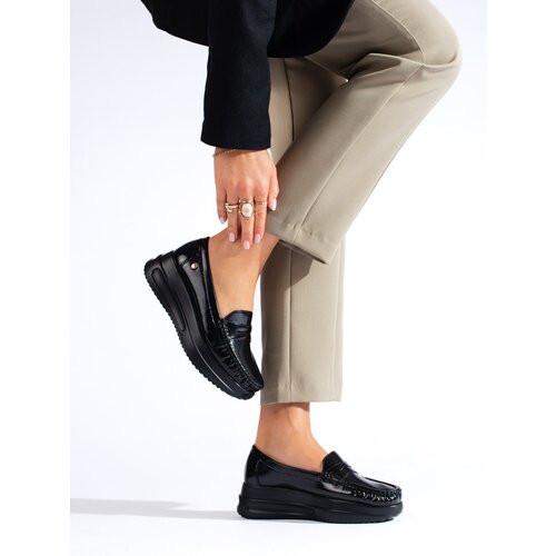 SHELOVET Lacquered black loafers on a thick platform Cene