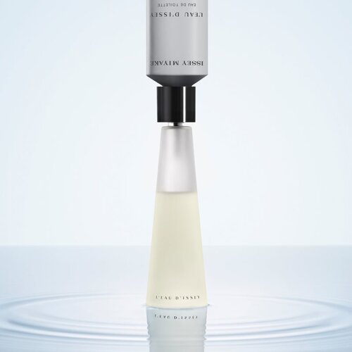 Issey Miyake L&amp;#039;Eau d&amp;#039;Issey toaletna voda za ženske nadomestno polnilo 150 ml Slike