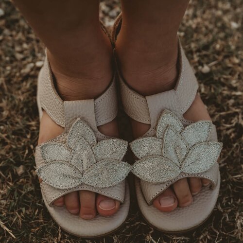 Donsje&amp;reg; otro&amp;scaron;ki sandali iles fields lotus skin leather Slike