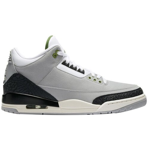 Nike Nizke superge Air Jordan 3 Retro pisana Cene
