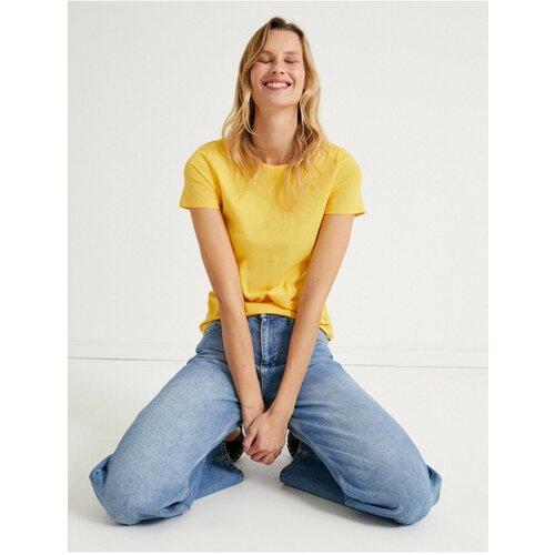 Koton T-Shirt - Yellow - Regular Slike