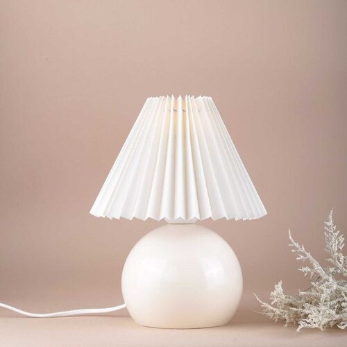 Opviq 241945 cream table lamp Cene