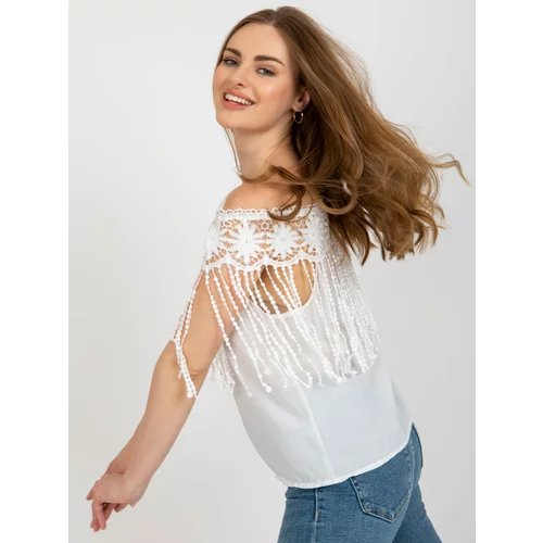 Fashion Hunters White women's Spanish blouse with lace