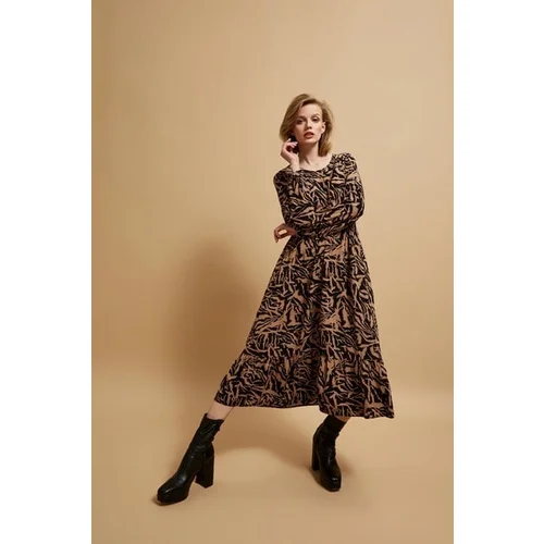 Moodo Midi dress with pattern