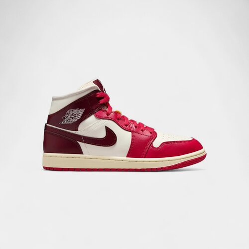 Nike Visoke superge Jordan 1 Mid Sail Mystic Hibiscus (Women's) Bela Cene