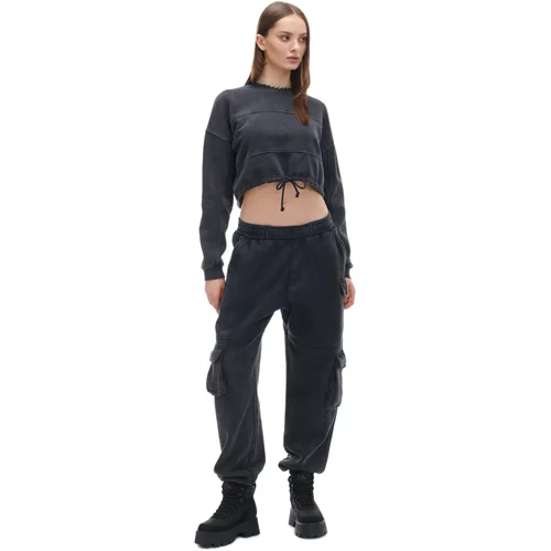 Cropp ženske jogger hlače - Crna 3571W-99M