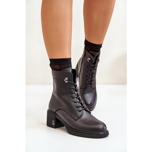 Kesi Insulated ankle boots with heels made of black vinceza leather Slike