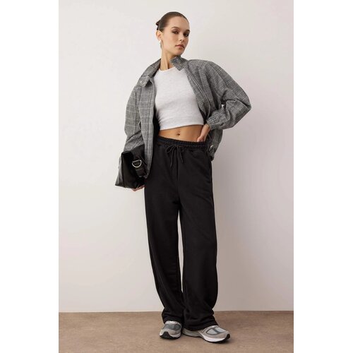 TRENDYOLMILLA ženske pantalone Twoaw26Ea00016, crna Slike