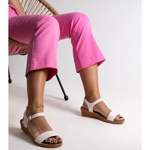 D/CEO Yellow sandals Dolores Cene