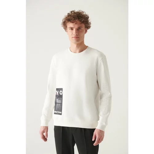 Avva Men's White Crew Neck Hologram 3 Thread Fleece Standard Fit Regular Fit Sweatshirt