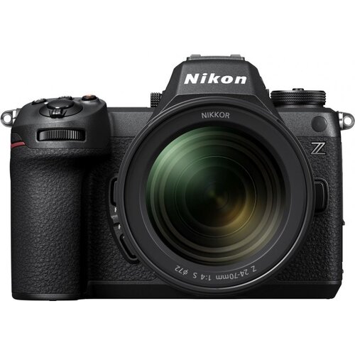 Nikon Z6 III + Z 24-70mm f4 S Slike