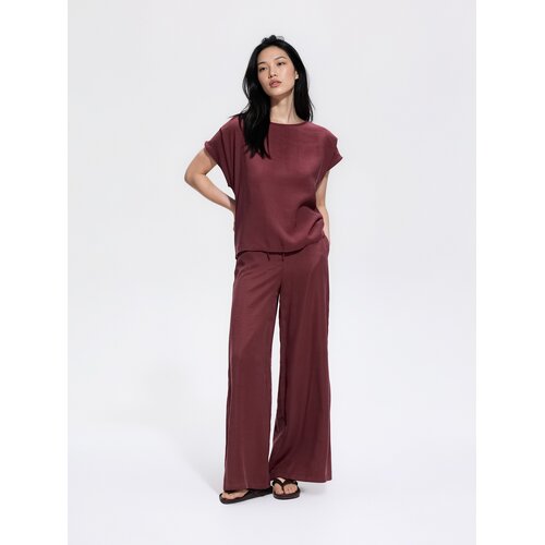 Reserved Bluza s visokim udjelom modalnih vlakana - boja kestena Cijene