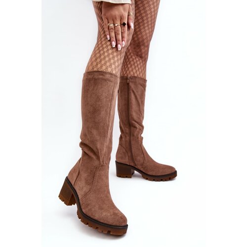 Kesi Women's over-the-knee boots with low heels, brown Beveta Slike