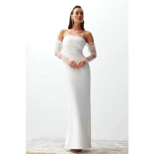 Trendyol white body-fitting long evening evening dress with woven lining Slike