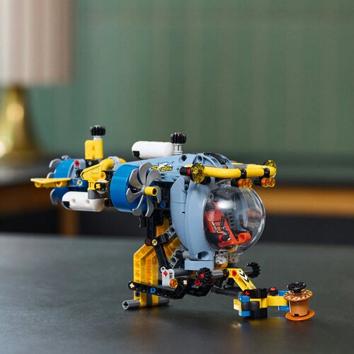Lego Technic Podmornica za istraživanje dubokog mora 42201 Slike
