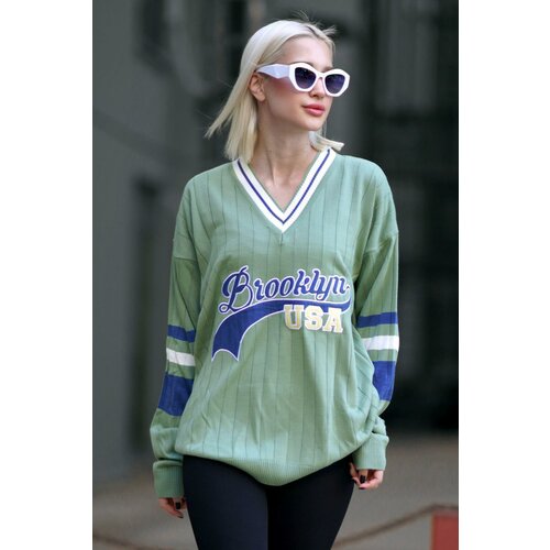 Madmext Mint Green Women's V-Neck Embroidered Sweater Slike