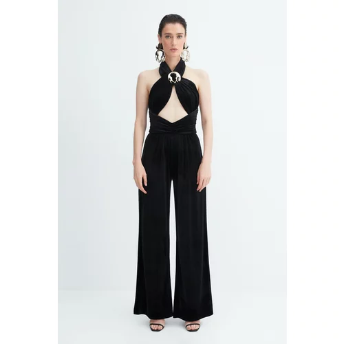 Trendyol X Zeynep Tosun Black Accessory Detailed Velvet Jumpsuit
