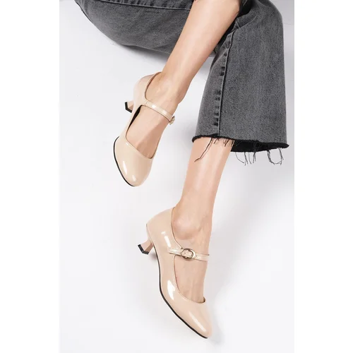 Mio Gusto Gabriela Nude Colored Patent Leather Women's Low Heeled Shoes